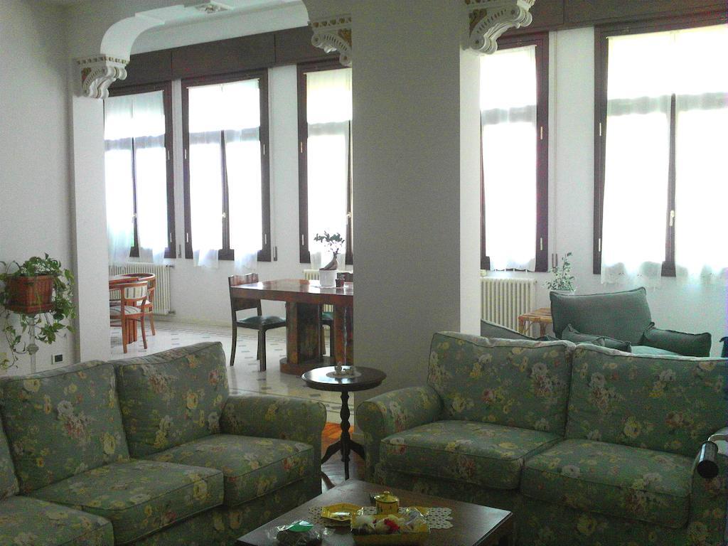 Il Giardino Segreto Bed & Breakfast Imola Exterior foto